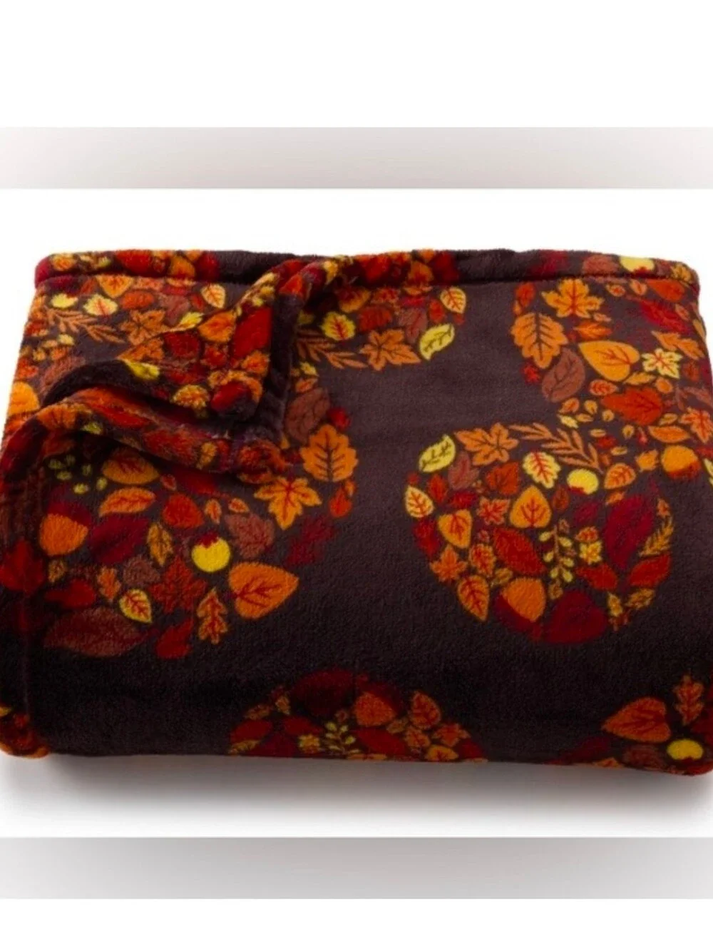 NEW Mickey Mouse Autumn Leaves Oversized Plush Throw, Brown, Orange, Red, 5'x6'